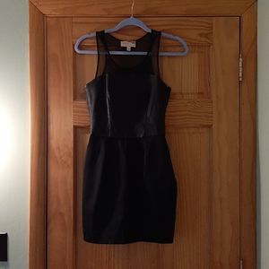 Elizabeth and James size 4 dress w/pockets!!